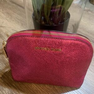 Michael Kors Ultra Pink Metallic Dome Zip Cosmetic Pouch / Travel Clutch